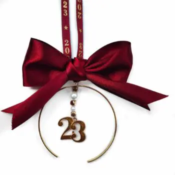 Χειροποίητο-γούρι-2023-χρώματα-Χρυσό-Κόκκινο-διαστάσεις19x12cm-φόντο-λευκό