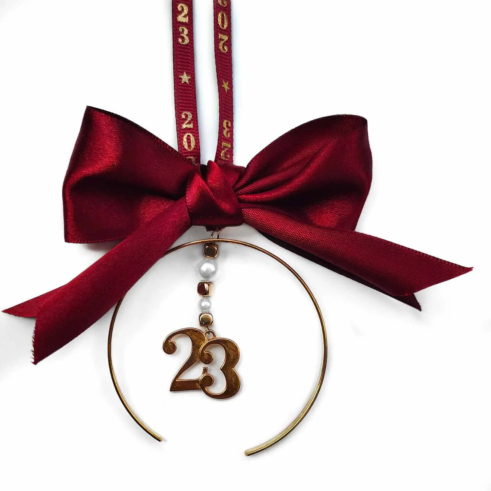 Χειροποίητο-γούρι-2023-χρώματα-Χρυσό-Κόκκινο-διαστάσεις19x12cm-φόντο-λευκό