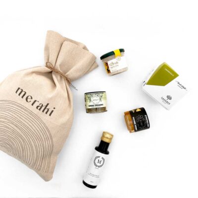 Πουγκί με λουκούμι μαστίχα μέλι μπαχαρικά και αγνό παρθένο ελαιόλαδο