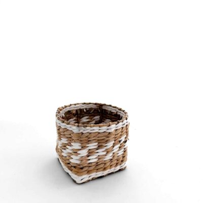 basket with white and natural color