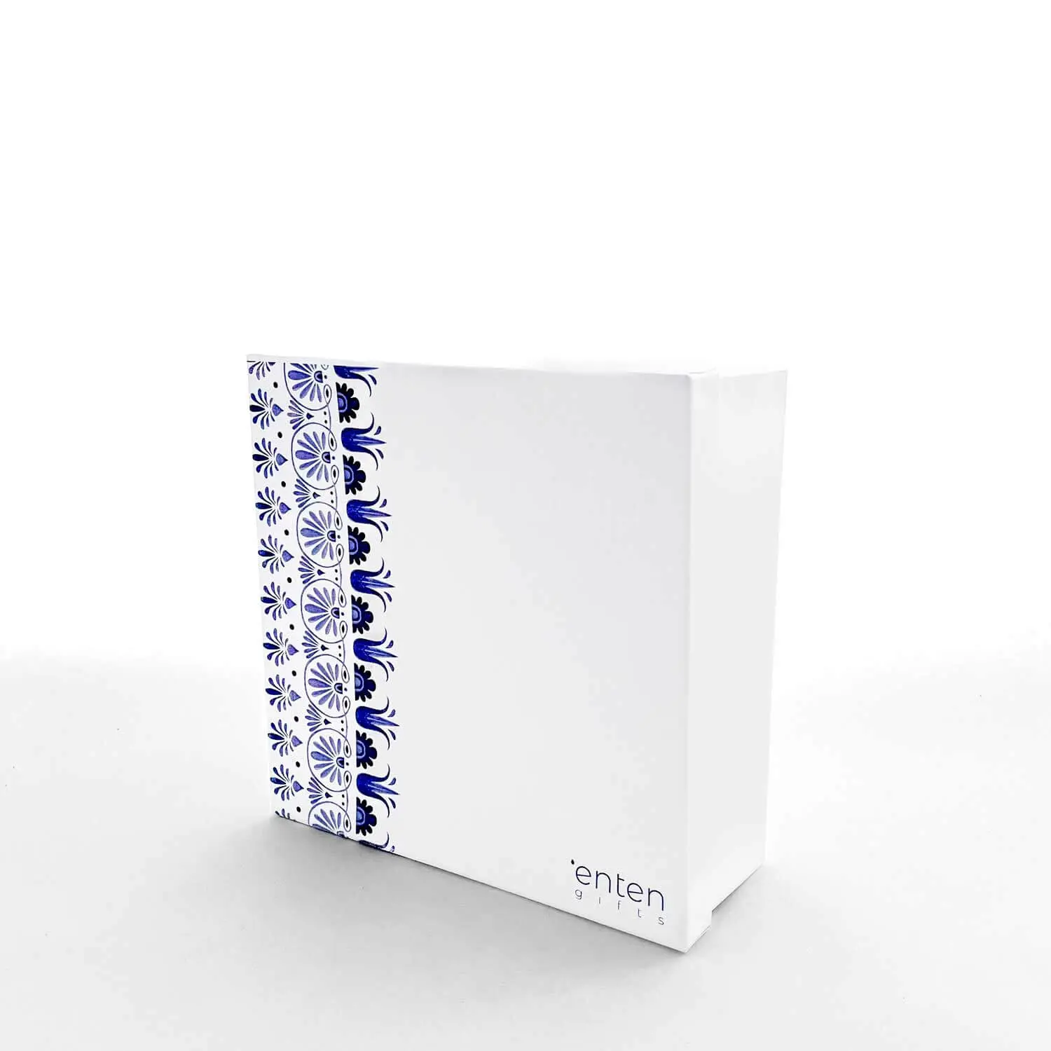 κουτί custom με καλοκαιρινό μπλέ σχέδιο