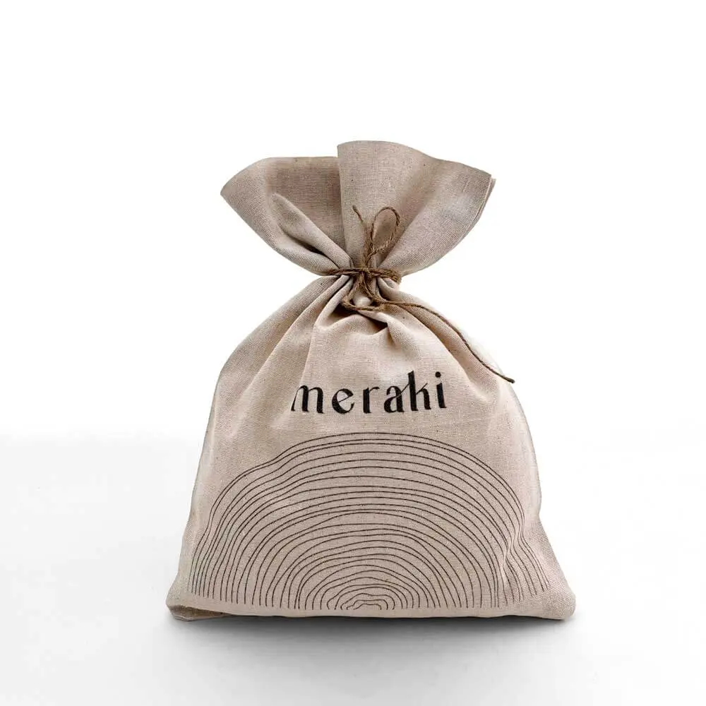 μπέζ πουγκί με τουριστικό καλοκαιρινό σχέδιο