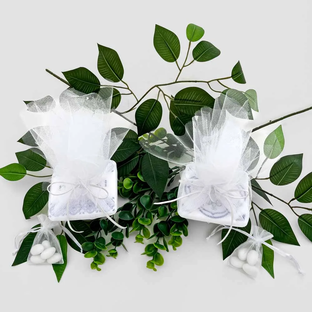 Μπομπονιέρα με σουβέρ