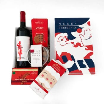 Εταιρικό δώρο με κρασί, κουτί, κρακεράκια, βότανα, σοκολάτα και μελομακάρονα