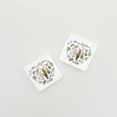 Σουβέρ merry christmas με σχέδιο ελαφιού και λουλουδιών