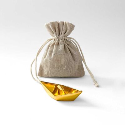 επιτραπέζια διακοσμητικά με καραβάκι και πουγγί