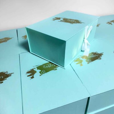 Custom κουτί μαύρο με χρυσοτυπία ηαππυ Εαστερ πασχαλινός λαγός