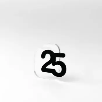 Γούρι επιτραπέζιο 2025 plexi