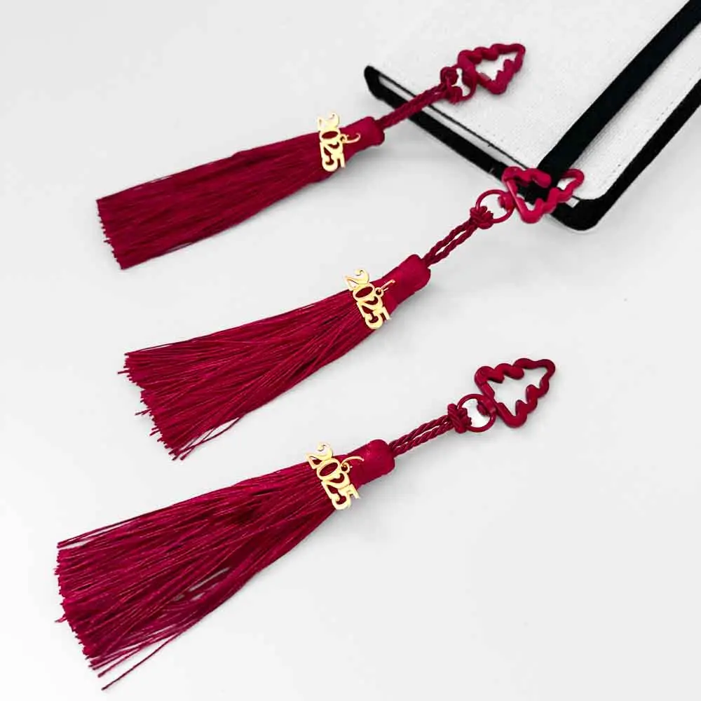 γούρι με φούντα και κρίκο δεντράκι