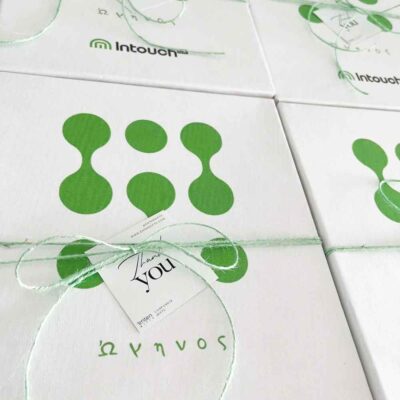 Custom κουτιά με λογοτυπηση