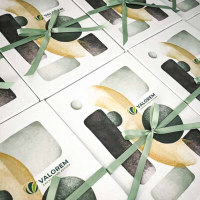 Custom κουτιά με λογοτυπηση