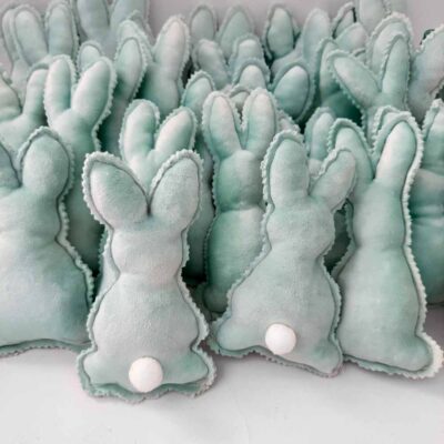 lagoudakia 3 Πασχαλινά αντικείμενα με λογοτύπηση