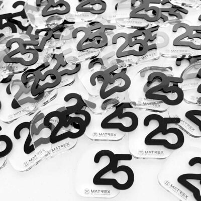 Επιτραπέζιο με χάραξη