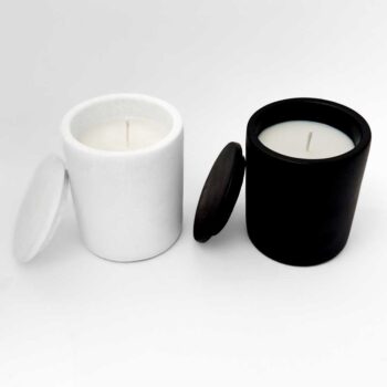 Αρωματικό κερί σόγιας σε κεραμεικό ποτήρι με καπάκι