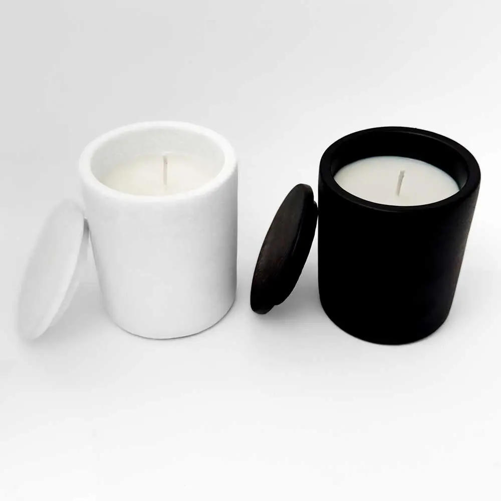 Αρωματικό κερί σόγιας σε κεραμεικό ποτήρι με καπάκι