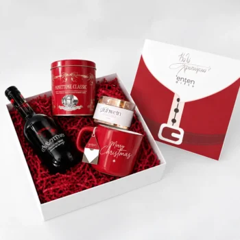 Xmas box with mulled wine, spice mix for gluwine, mug, pannacotta, Santa Claus pendant
