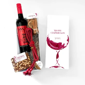 Ερυθρό ημίγλυκο κρασί Nemea Winery Μείγμα μπαχαρικών για Gluwhein Πλάκα σοκολάτας με custom αυτοκόλλητο Customized γούρι σκοινί Customized κουτί πολυτελείας