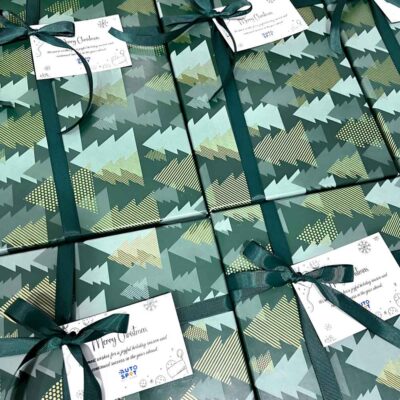 Χριστουγεννιάτικο luxury gift box με εταιρικό branding